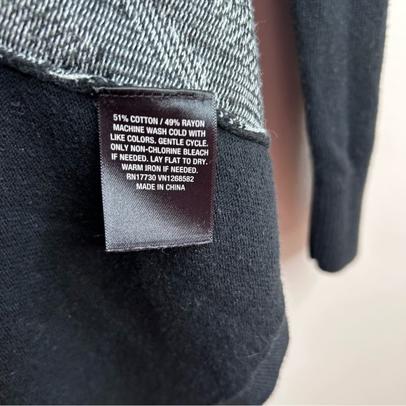 Mossimo Geometric Long Sleeve Light Weight Sweater Dress Size Small - Picture 6 of 8